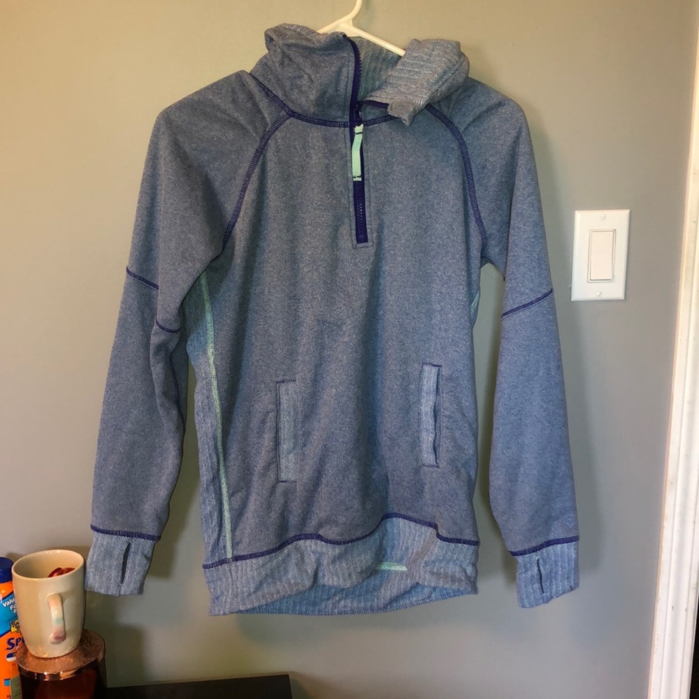 3/$30 Ivivva sweatshirt
